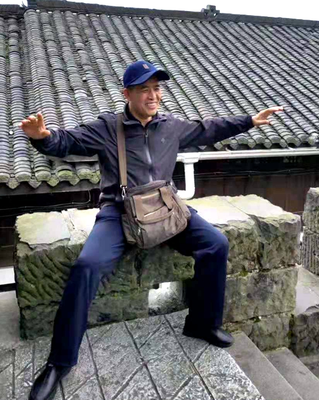 中國影響力人物數據庫推薦名家--氣功專家薛強